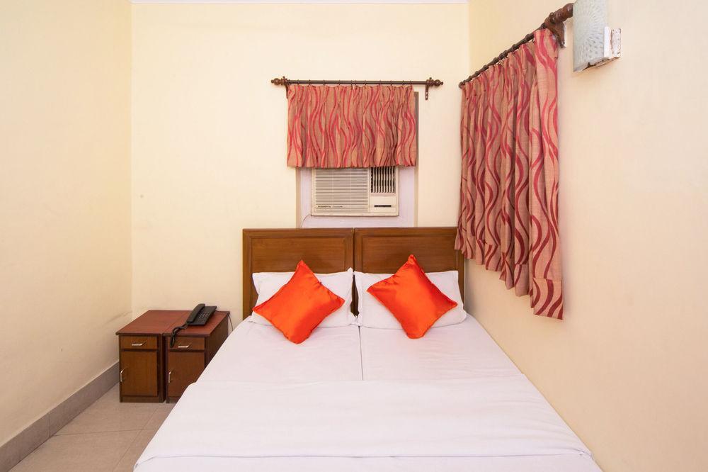 Zo Rooms Gol Park Kolkata Bagian luar foto