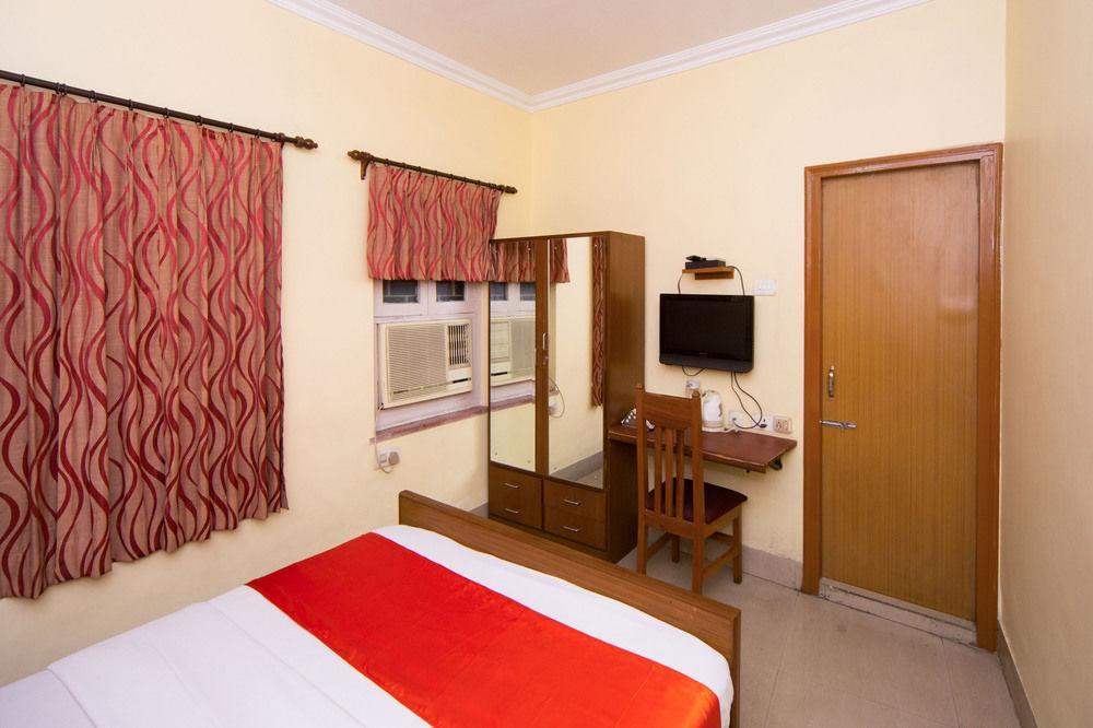 Zo Rooms Gol Park Kolkata Bagian luar foto