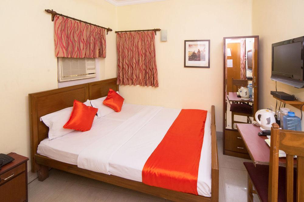 Zo Rooms Gol Park Kolkata Bagian luar foto